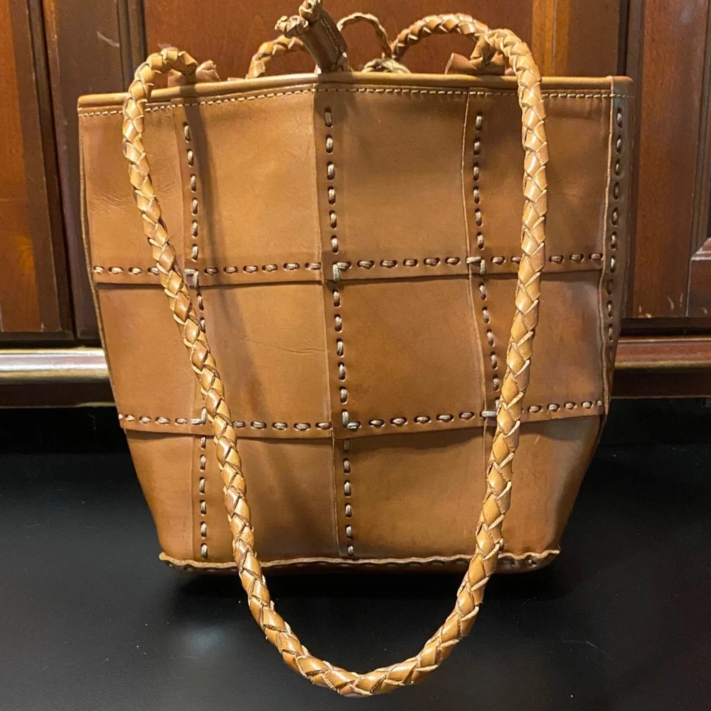 Ellepi Vintage Elegant Tan Braided Handle Tote Bag